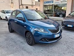 Blu Usata 2022 Lancia Ypsilon Gold Due volumi | 11.800 € (Cara)