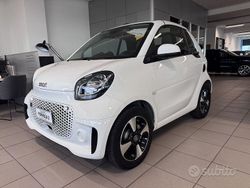 Bianco Usata 2021 Smart ForTwo Electric Drive Passion Cabrio | 16.900 € (Molto cara)