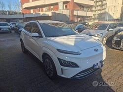 Bianco Usata 2023 Hyundai Kona SUV | 19.600 € (Ottimo prezzo)