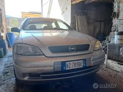 Usata 2002 Opel Astra Tre volumi | 2500 €
