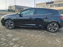 Nero Usata 2018 Renault Mégane IV Bose Edition Tre volumi | 11.500 € (Buon prezzo)