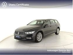 Grigio Usata 2021 VW Passat Business Station wagon | 19.800 € (Buon prezzo)