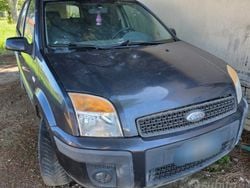 Usata 2008 Ford Fusion Due volumi | 2300 € (Ottimo prezzo)