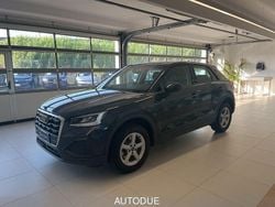 Grigio manhattan metallizzato Usata 2023 Audi Q2 Business SUV | 28.490 € (Buon prezzo)
