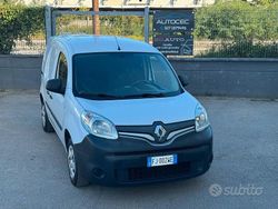 Bianco Usata 2017 Renault Kangoo Monovolume | 7300 € (Buon prezzo)