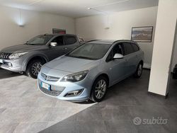 Grigio Usata 2015 Opel Astra Business Station wagon | 7500 € (Buon prezzo)
