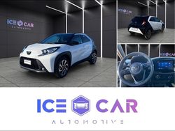 Bianco Nuova 2025 Toyota Aygo Trend Due volumi | 15.480 € (Molto cara)