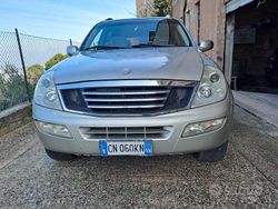 Usata 2004 Ssangyong (KGM) Rexton SUV | 2700 €