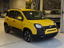 Giallo Nuova 2025 Fiat Panda S Tre volumi | 14.200 €
