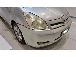 Bronzo Usata 2005 Toyota Corolla Verso Sol Monovolume | 2900 € (Ottimo prezzo)