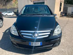 Mercedes B150
