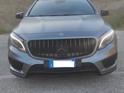 Usata 2015 Mercedes GLA220 Premium SUV | 20.000 € (Buon prezzo)