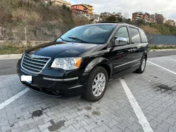 Nero Usata 2010 Chrysler Grand Voyager Limited Monovolume | 9800 € (Molto cara)