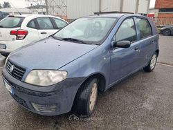 Grigio Usata 2004 Fiat Punto Due volumi | 1500 € (Buon prezzo)