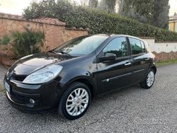 Usata 2008 Renault Clio II Tre volumi | 2350 € (Ottimo prezzo)