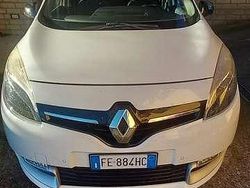 Usata 2016 Renault Scénic III LIMITED Monovolume | 3800 € (Buon prezzo)