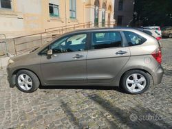 Usata 2008 Honda FR-V Comfort Monovolume | 3500 € (Buon prezzo)