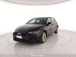 Nero Usata 2021 Audi A3 Business Tre volumi | 22.500 € (Buon prezzo)