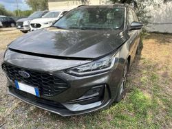 Grigio Usata 2023 Ford Focus ST-Line Station wagon | 15.450 € (Super prezzo)