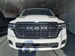 Bianco Nuova 2025 RAM 1500 Pick-up | 99.000 € (Ottimo prezzo)