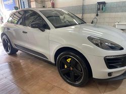 Grigio Usata 2015 Porsche Macan S SUV | 35.999 € (Buon prezzo)
