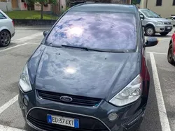 Usata 2010 Ford S-MAX Individual Monovolume | 2800 € (Molto cara)