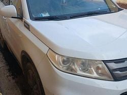 Bianco Usata 2015 Suzuki Vitara Cool SUV | 9500 € (Molto cara)