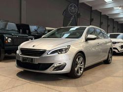 Argento metallizzato Usata 2015 Peugeot 308 Allure Station wagon | 6900 € (Ottimo prezzo)