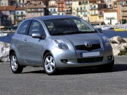 Nero Usata 2010 Toyota Yaris Sol Due volumi | 5600 € (Buon prezzo)