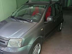 Grigio Usata 2009 Fiat Panda Climbing Due volumi | 4200 € (Buon prezzo)