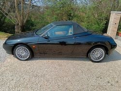 Nero Usata 2000 Alfa Romeo Spider Cabrio | 15.000 € (Cara)