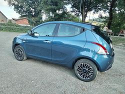 Blu Usata 2024 Lancia Ypsilon Due volumi | 14.400 € (Buon prezzo)