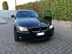 Nero Usata 2011 BMW 320 Station wagon | 3900 € (Buon prezzo)