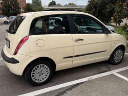 Beige Usata 2004 Lancia Ypsilon Due volumi | 1999 € (Buon prezzo)