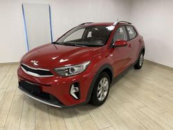 Bordeaux Usata 2022 Kia Stonic Urban SUV | 14.900 € (Buon prezzo)