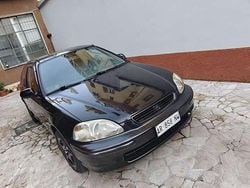 Usata 1998 Honda Civic Tre volumi | 2700 €