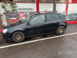 Usata 2008 VW Golf V Tre volumi | 2500 € (Super prezzo)