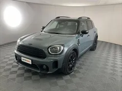 Verde Usata 2023 Mini Cooper Countryman Essential SUV | 28.399 € (Ottimo prezzo)