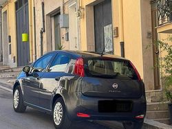 Grigio Usata 2017 Fiat Grande Punto Due volumi | 5000 € (Buon prezzo)