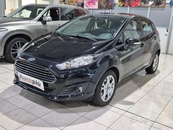 Pastello Usata 2013 Ford Fiesta Tre volumi | 5900 € (Buon prezzo)