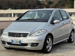Grigio Usata 2007 Mercedes A150 Tre volumi | 2999 € (Ottimo prezzo)