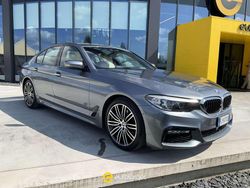 Blu/azzurro Usata 2017 BMW 530 M Sport Tre volumi | 31.500 € (Cara)