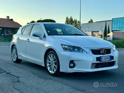Usata 2012 Lexus CT200h Executive Line Tre volumi | 12.500 € (Buon prezzo)