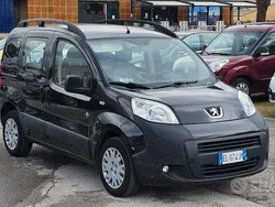 Nero Usata 2012 Peugeot Bipper Outdoor Monovolume | 5900 € (Buon prezzo)
