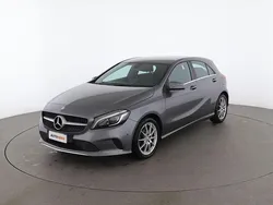 Grigio Usata 2016 Mercedes A180 Tre volumi | 13.699 € (Buon prezzo)