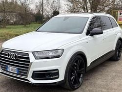 Usata 2019 Audi Q7 S-Line SUV | 28.300 €