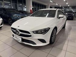 Bianco Usata 2020 Mercedes CLA200 Shooting Brake Station wagon | 26.900 € (Ottimo prezzo)