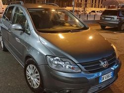 Grigio Usata 2007 VW Golf Plus Monovolume | 2300 €