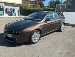 Marrone Usata 2008 Alfa Romeo 159 Distinctive Station wagon | 2999 € (Buon prezzo)