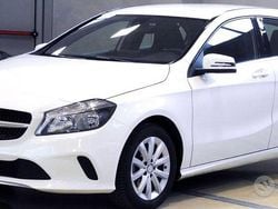 Bianco Usata 2015 Mercedes A160 Executive Tre volumi | 10.900 € (Buon prezzo)